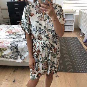 Floral kimono dress